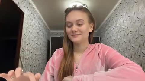 Image of Full archive of melvamebus nude recordings. Monitor and record melvamebus for free from Chaturbate.