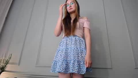 Image of Full archive of meriel_mimi nude recordings. Monitor and record meriel_mimi for free from Chaturbate.