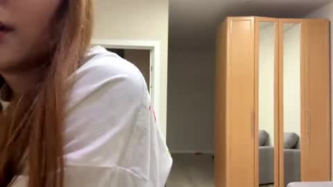 Image of Full archive of merisavin nude recordings. Monitor and record merisavin for free from Chaturbate.