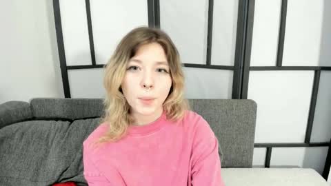 Image of Full archive of merylfenney nude recordings. Monitor and record merylfenney for free from Chaturbate.