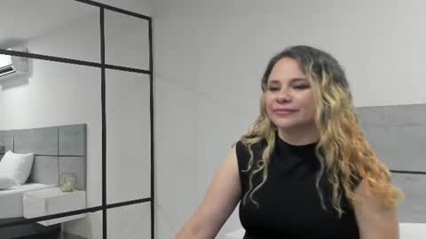 Image of Full archive of mia_amber_ nude recordings. Monitor and record mia_amber_ for free from Chaturbate.