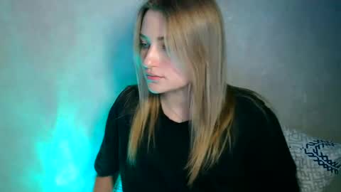 Image of Full archive of mia_moon27 nude recordings. Monitor and record mia_moon27 for free from Chaturbate.