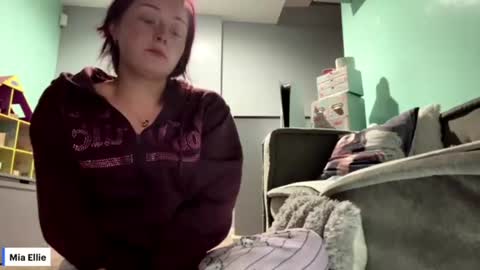 Image of Full archive of miaaellie nude recordings. Monitor and record miaaellie for free from Chaturbate.
