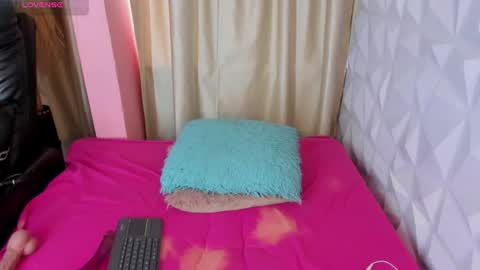 Image of Full archive of miahills_ nude recordings. Monitor and record miahills_ for free from Chaturbate.