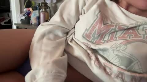 Image of Full archive of miarosesecretaccount nude recordings. Monitor and record miarosesecretaccount for free from Chaturbate.