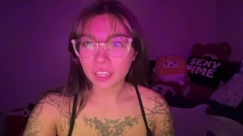 Image of Full archive of mikahrawlive nude recordings. Monitor and record mikahrawlive for free from Chaturbate.