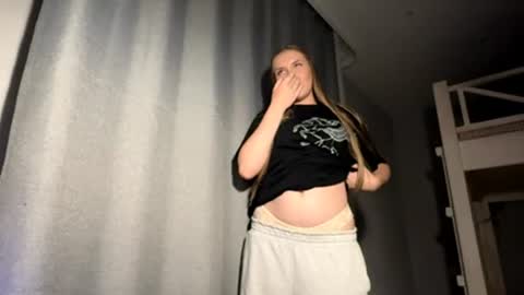 Image of Full archive of milacrummell nude recordings. Monitor and record milacrummell for free from Chaturbate.