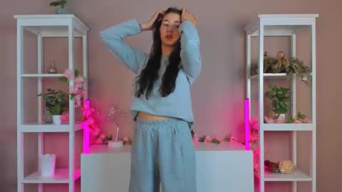 Image of Full archive of millicentminjares nude recordings. Monitor and record millicentminjares for free from Chaturbate.