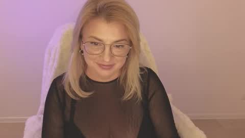 Image of Full archive of miss_karolina nude recordings. Monitor and record miss_karolina for free from Chaturbate.