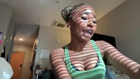Image of Full archive of missmarimac nude recordings. Monitor and record missmarimac for free from Chaturbate.