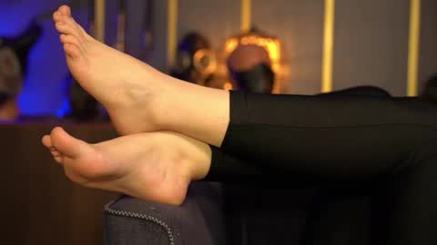 Image of Full archive of mistresskellykent nude recordings. Monitor and record mistresskellykent for free from Chaturbate.