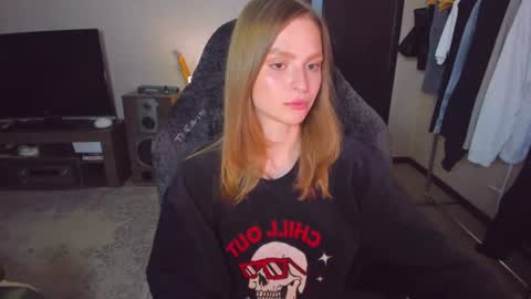 Image of Full archive of mollydangerous nude recordings. Monitor and record mollydangerous for free from Chaturbate.