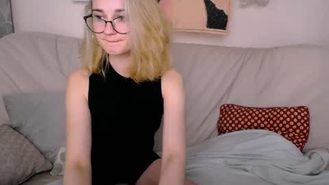 Image of Full archive of monamure nude recordings. Monitor and record monamure for free from Chaturbate.