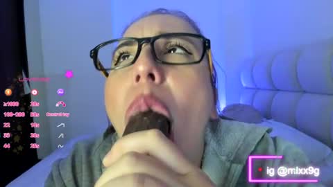 Image of Full archive of moniklinx nude recordings. Monitor and record moniklinx for free from Chaturbate.