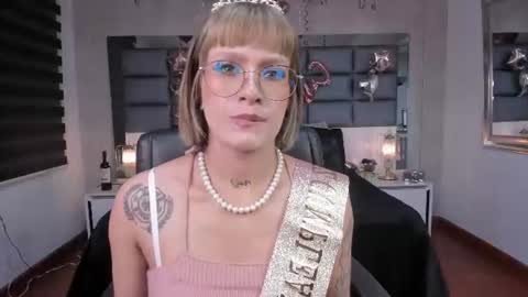 Image of Full archive of mrs_regina_clk nude recordings. Monitor and record mrs_regina_clk for free from Chaturbate.