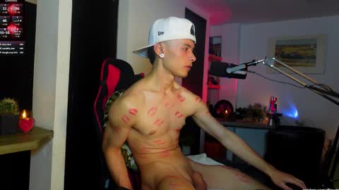 Image of Full archive of murielkarmesi nude recordings. Monitor and record murielkarmesi for free from Chaturbate.