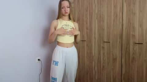 Image of Full archive of nerypeabody nude recordings. Monitor and record nerypeabody for free from Chaturbate.