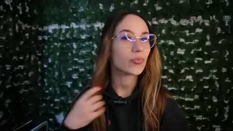 Image of Full archive of nicoleirisxxx nude recordings. Monitor and record nicoleirisxxx for free from Chaturbate.