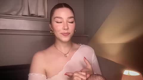 Image of Full archive of novavangogh nude recordings. Monitor and record novavangogh for free from Chaturbate.