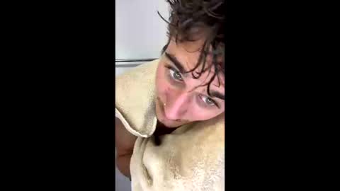 Image of Full archive of ofisathoneycock7 nude recordings. Monitor and record ofisathoneycock7 for free from Chaturbate.