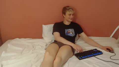 Image of Full archive of oliver_sweet_ nude recordings. Monitor and record oliver_sweet_ for free from Chaturbate.