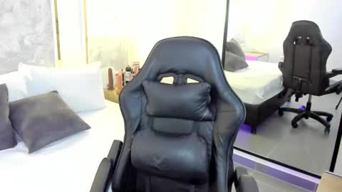 Image of Full archive of olivia_willoow nude recordings. Monitor and record olivia_willoow for free from Chaturbate.