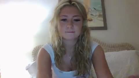 Image of Full archive of oliviamaexo nude recordings. Monitor and record oliviamaexo for free from Chaturbate.
