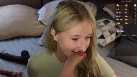 Image of Full archive of oral__cool nude recordings. Monitor and record oral__cool for free from Chaturbate.