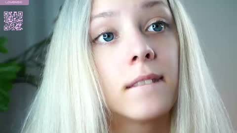 Image of Full archive of oxonmymind nude recordings. Monitor and record oxonmymind for free from Chaturbate.