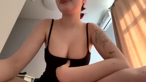 Image of Full archive of oxxycc nude recordings. Monitor and record oxxycc for free from Chaturbate.