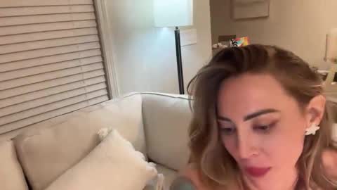 Image of Full archive of pardonmypeach85089 nude recordings. Monitor and record pardonmypeach85089 for free from Chaturbate.