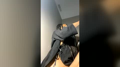 Image of Full archive of petitetingz nude recordings. Monitor and record petitetingz for free from Chaturbate.