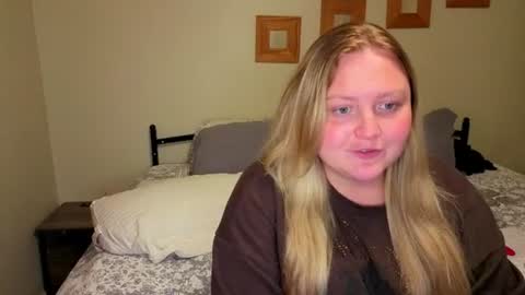 Image of Full archive of phatassblond nude recordings. Monitor and record phatassblond for free from Chaturbate.