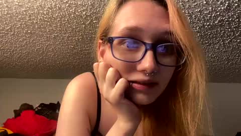 Image of Full archive of prettylittletwinkboy nude recordings. Monitor and record prettylittletwinkboy for free from Chaturbate.