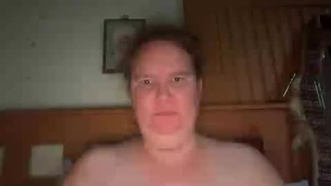 Image of Full archive of queen2118694 nude recordings. Monitor and record queen2118694 for free from Chaturbate.