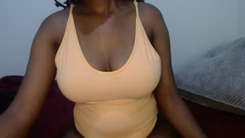 Image of Full archive of queen74890 nude recordings. Monitor and record queen74890 for free from Chaturbate.