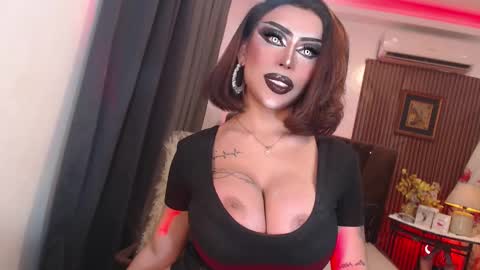 Image of Full archive of queen_mirahh nude recordings. Monitor and record queen_mirahh for free from Chaturbate.