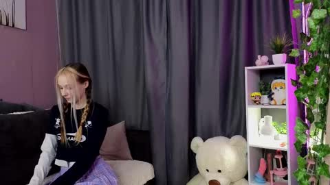 Image of Full archive of queen_sammi nude recordings. Monitor and record queen_sammi for free from Chaturbate.