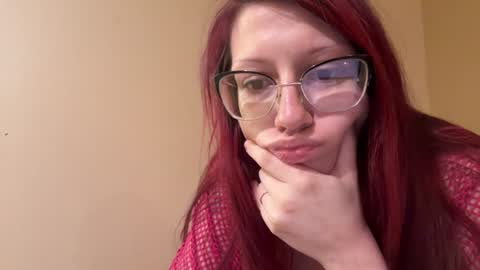 Image of Full archive of raezmoneybagz3684 nude recordings. Monitor and record raezmoneybagz3684 for free from Chaturbate.