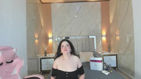 Image of Full archive of raquella_ nude recordings. Monitor and record raquella_ for free from Chaturbate.
