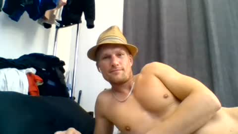 Image of Full archive of reallyman7 nude recordings. Monitor and record reallyman7 for free from Chaturbate.