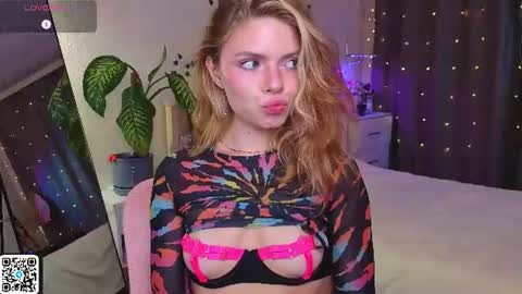 Image of Full archive of red__candy nude recordings. Monitor and record red__candy for free from Chaturbate.