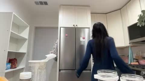 Image of Full archive of reeviee nude recordings. Monitor and record reeviee for free from Chaturbate.