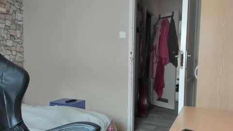 Image of Full archive of rellacaress nude recordings. Monitor and record rellacaress for free from Chaturbate.