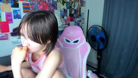 Image of Full archive of riley__davis nude recordings. Monitor and record riley__davis for free from Chaturbate.