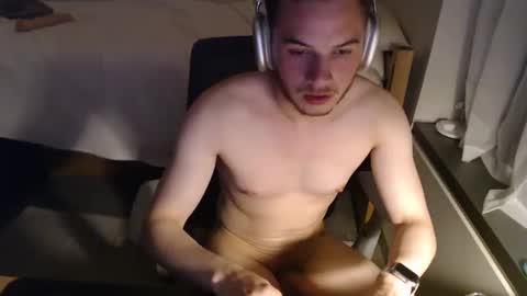 Image of Full archive of ronlondonof nude recordings. Monitor and record ronlondonof for free from Chaturbate.