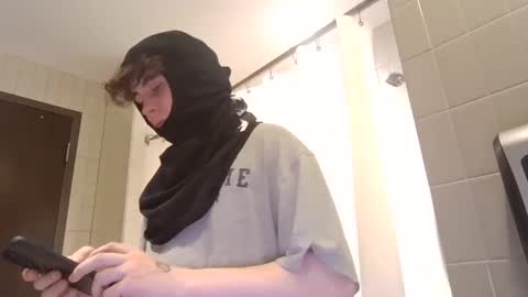 Image of Full archive of roomfullofcum__ nude recordings. Monitor and record roomfullofcum__ for free from Chaturbate.