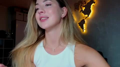 Image of Full archive of rosee_emmi nude recordings. Monitor and record rosee_emmi for free from Chaturbate.