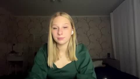 Image of Full archive of rosemariealmodova nude recordings. Monitor and record rosemariealmodova for free from Chaturbate.