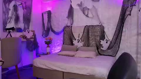 Image of Full archive of rosetaylorla nude recordings. Monitor and record rosetaylorla for free from Chaturbate.